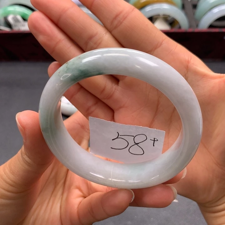 未镶嵌手镯翡翠手镯