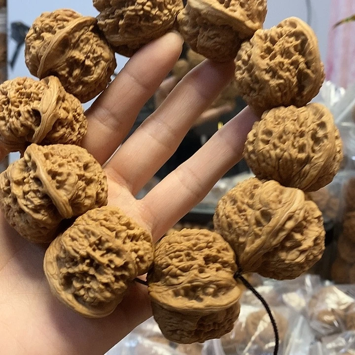 文玩核桃把件40龙洞峪手持油