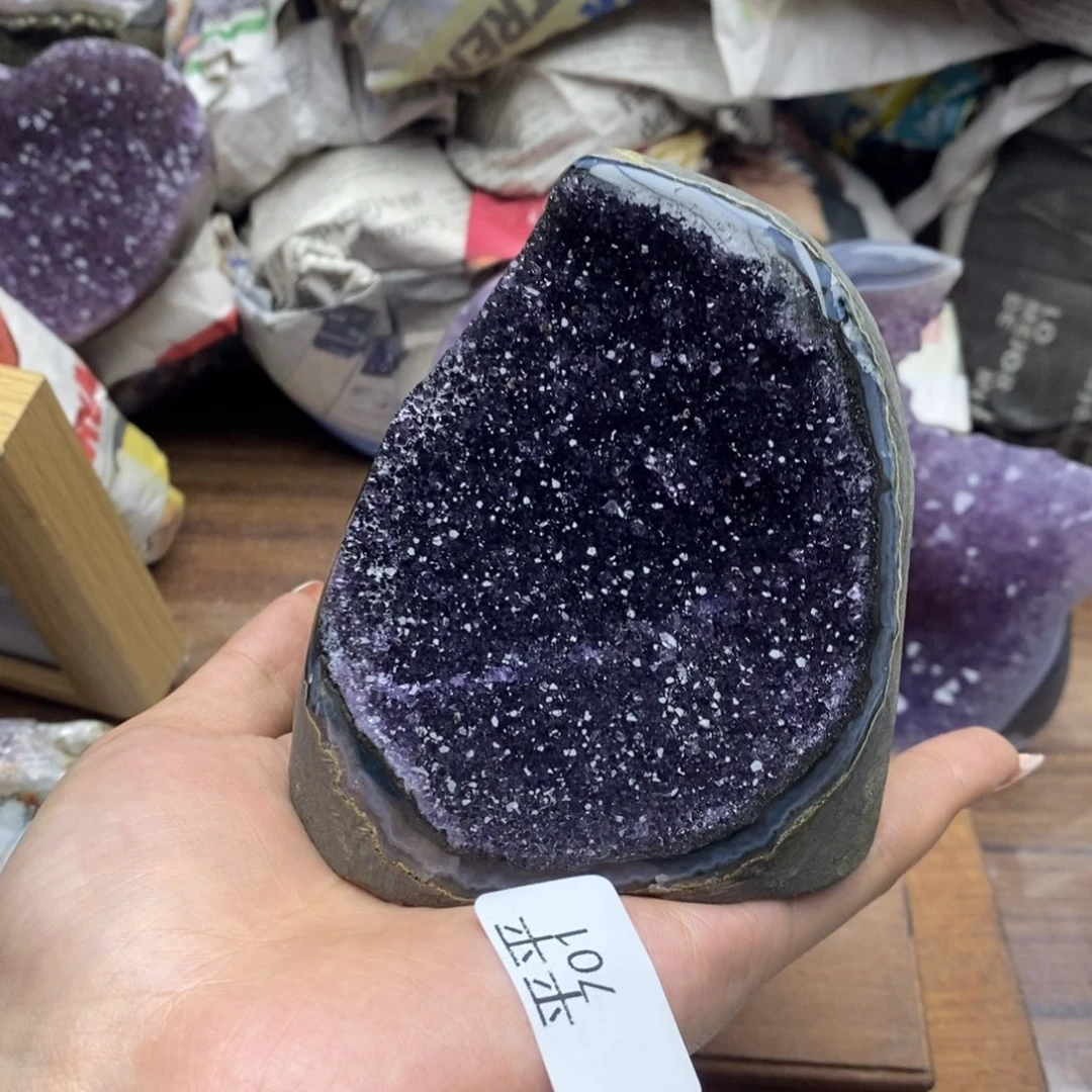 乌拉圭未镶嵌紫晶
