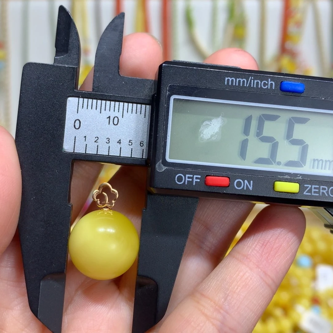 蜜蜡颈饰18K金镶嵌15.6mm