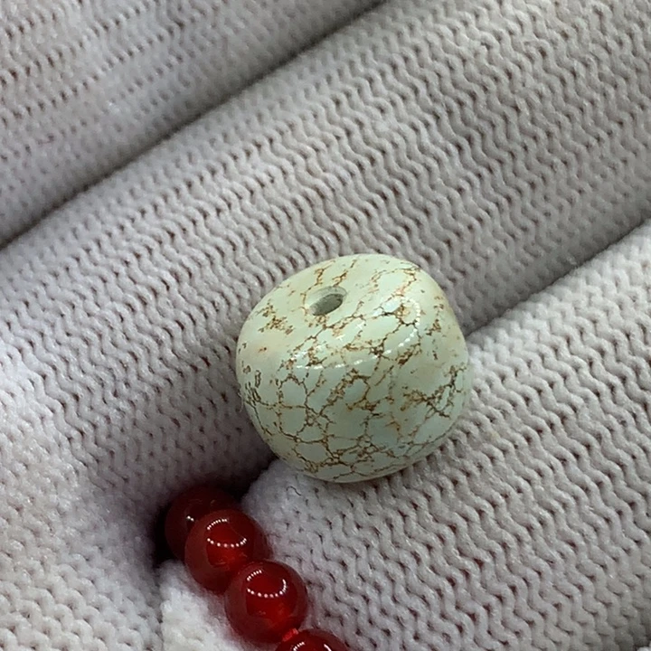 未镶嵌配饰南红玛瑙