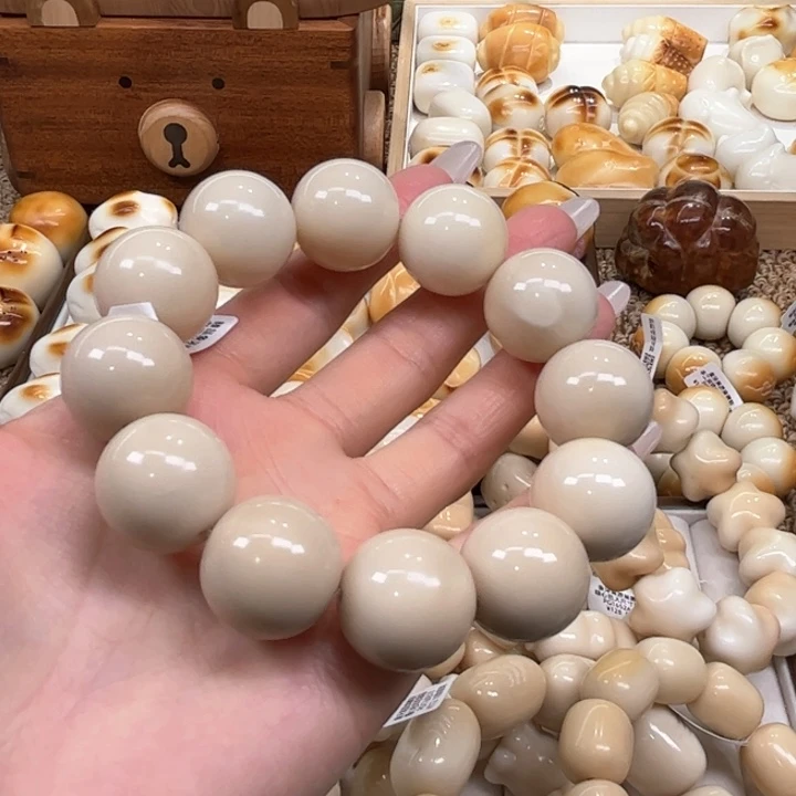 手串菩提根/象牙果11.6.28象牙果老师傅圆珠微瑕