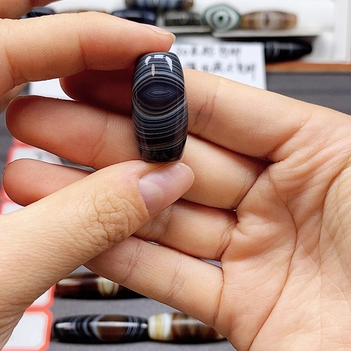 宝****玛瑙/玉髓合金珠宝半成品