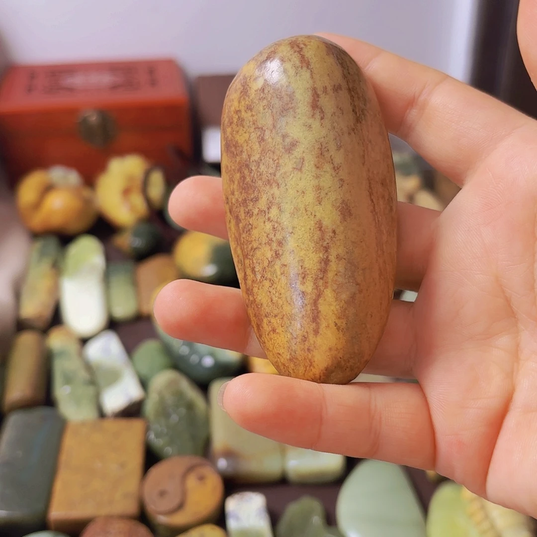 岫岩河磨玉（透闪石质玉）未镶嵌颈饰