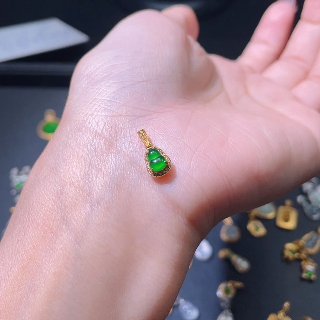 翡翠颈饰18K金镶嵌琴****?吊坠