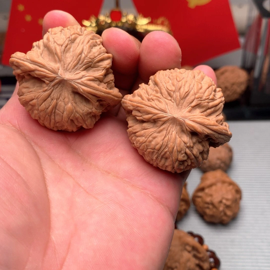 文玩核桃吊坠磨盘