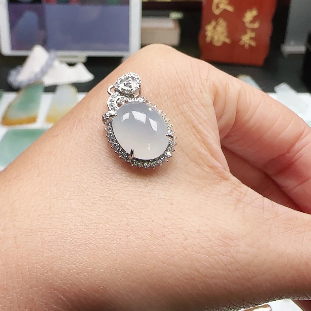 定制翡翠未镶嵌缅甸翡翠