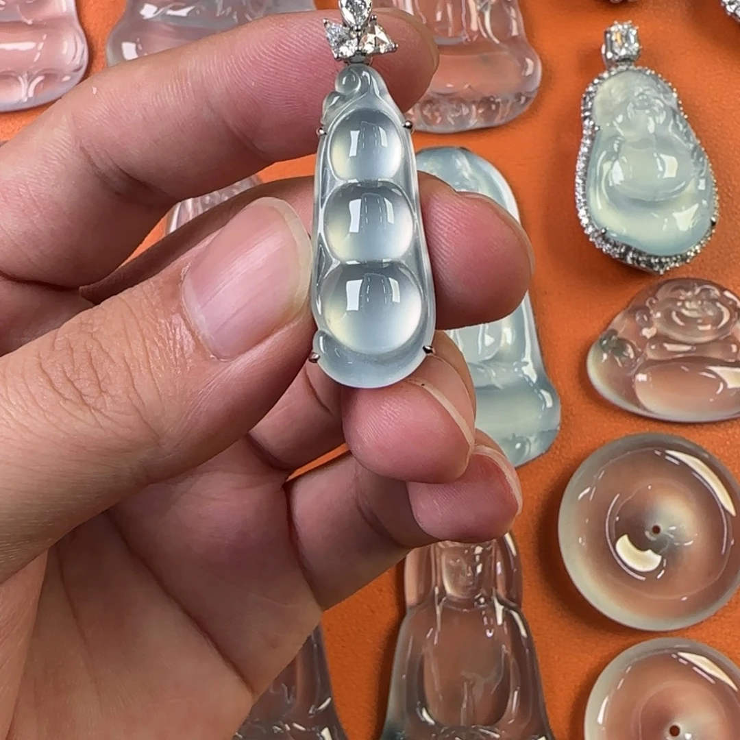 定制翡翠未镶嵌天然