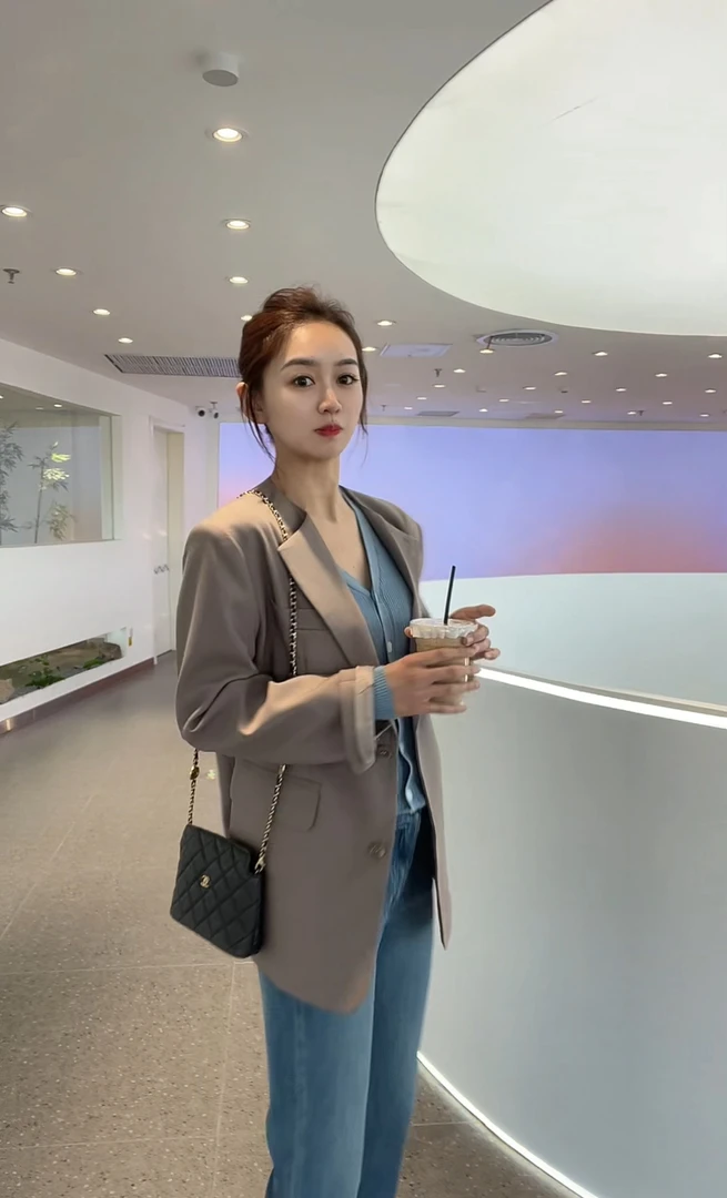 No褪专场❗谨慎下单设计款翻领卡色西装外套