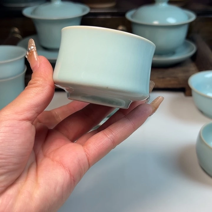 瓷片叮*微瑕哈哈哈哈哈哈哈哈，