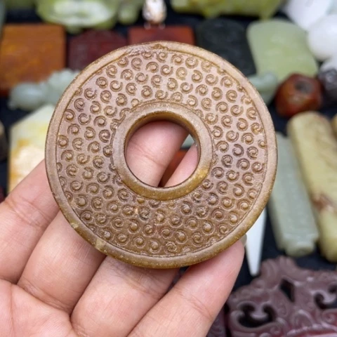 蛇纹石玉未镶嵌颈饰118