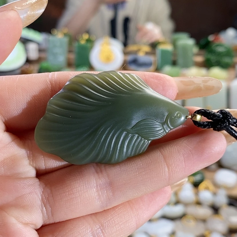 【闪购商品】和田玉吊坠18K金镶嵌