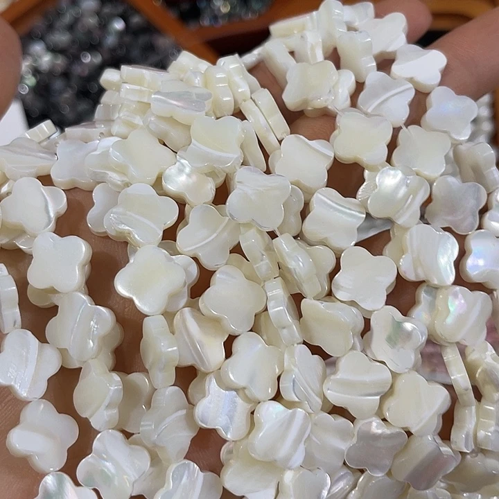 合金玛瑙/玉髓珠宝半成品一条白蝶贝四叶草