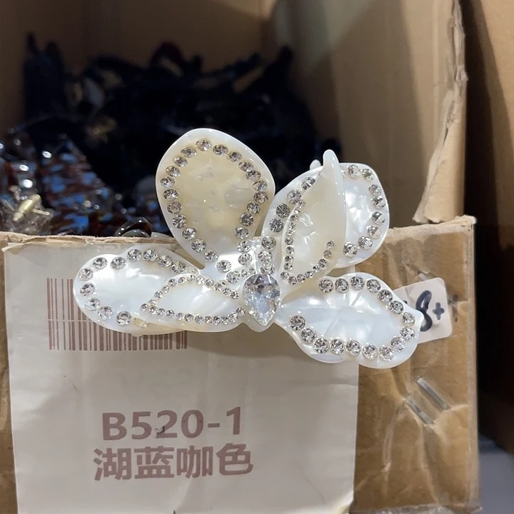 皮质非金属大理石白