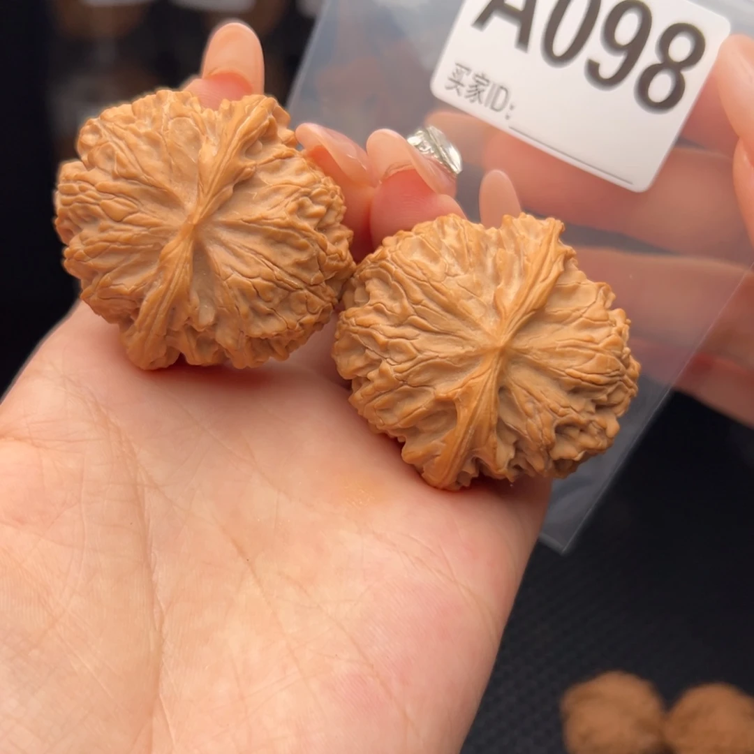野***兽吊坠文玩核桃苹果
