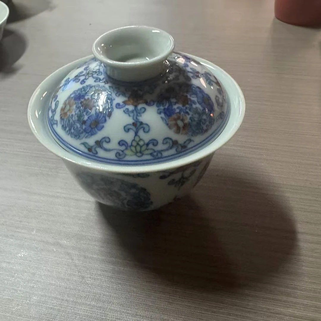 【见珊】斗彩团菊盖碗）（一溪S0083）