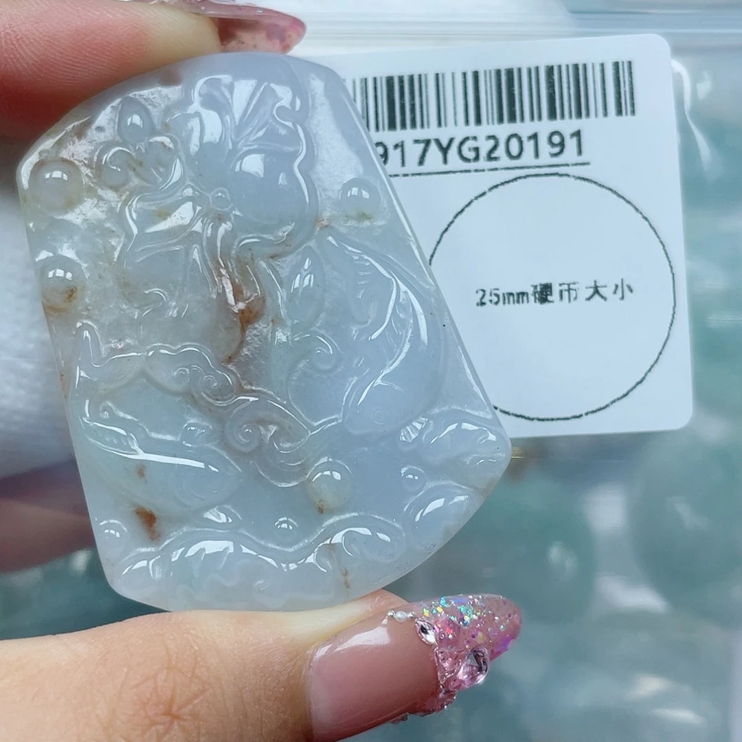 吊坠(不含链)未镶嵌翡翠