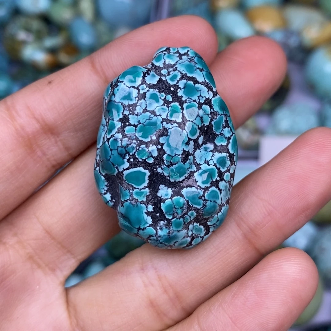 我***军绿松石未镶嵌挂件