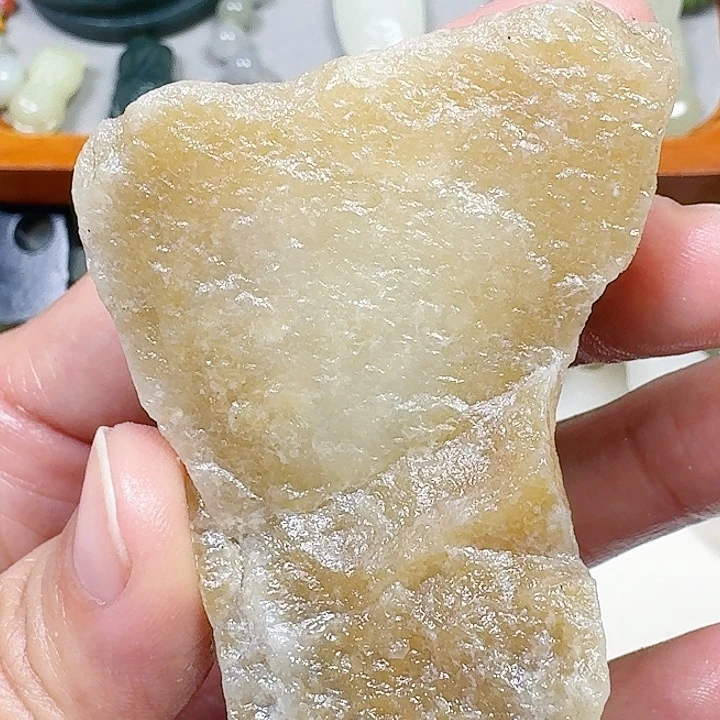 和田玉未镶嵌车挂