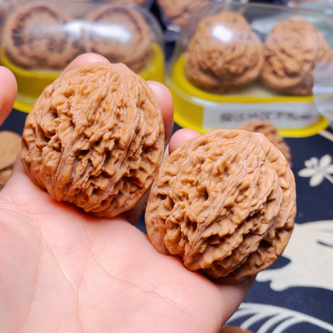 吊坠文玩核桃麦虎一对
