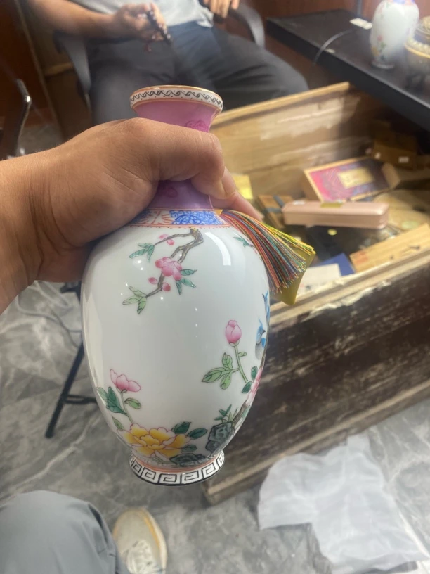 瓷瓷瓷瓷瓷粉彩花瓶