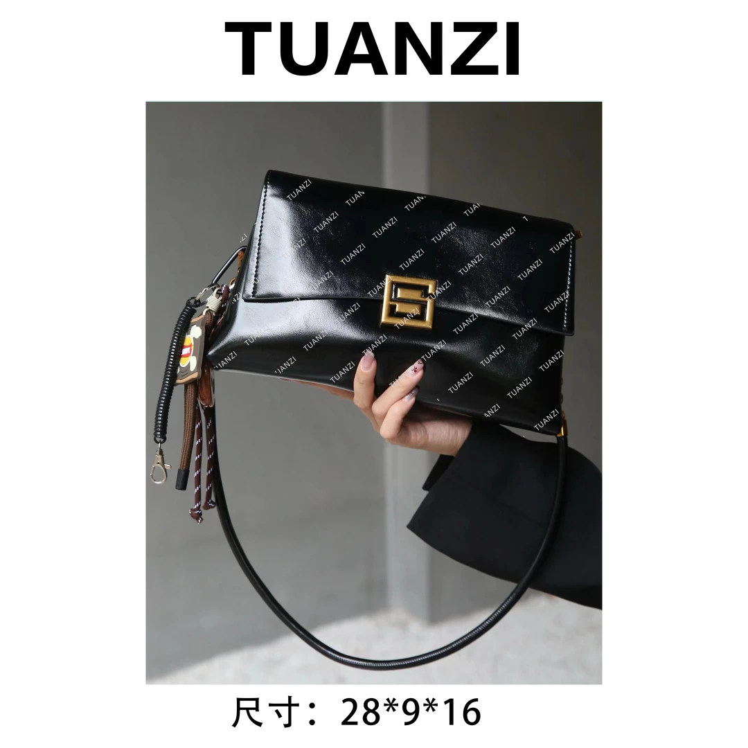 【高端玩家】新款经典女士轻奢时尚腋下女包 SKL-7200-1-黑色