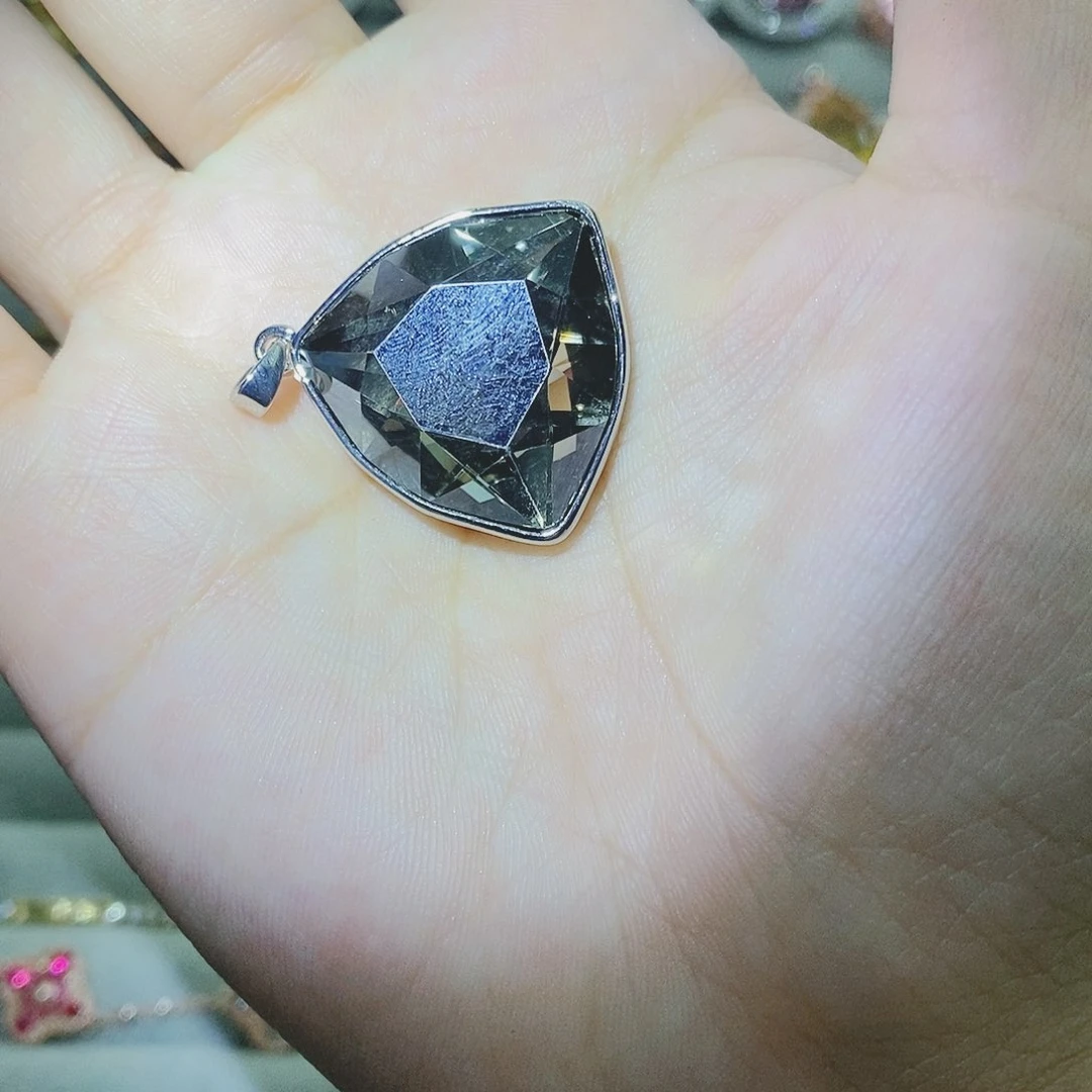【闪购商品】托帕石耳饰银S925镶嵌