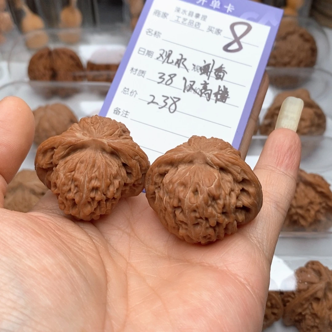 观***香把件文玩核桃汉高楼