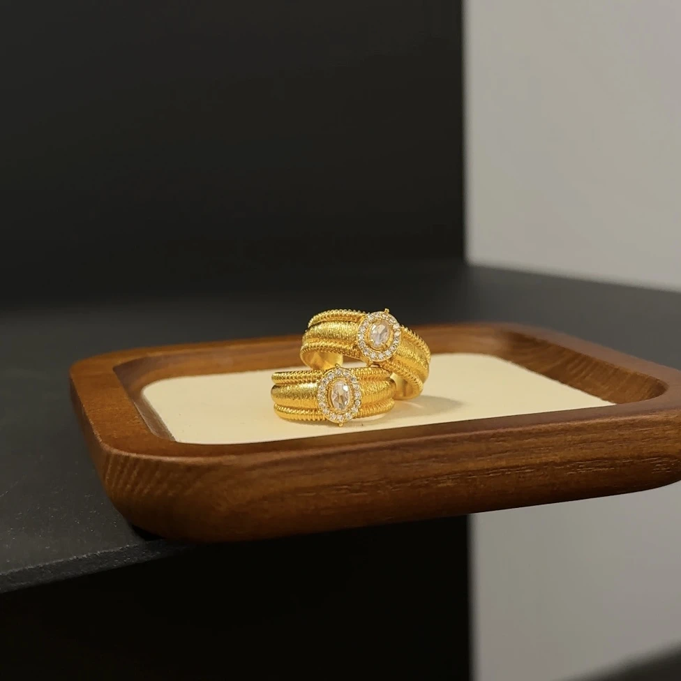 铜合金合成锆石戒指 秋冬新款鸽子蛋拉丝开口可调节戒指