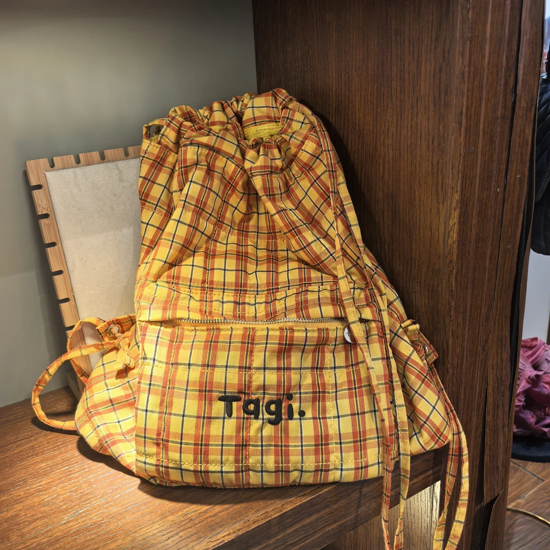 Tagi.（新版加厚背包）抽绳双肩包ins休闲学生便携郁金香背包旅行