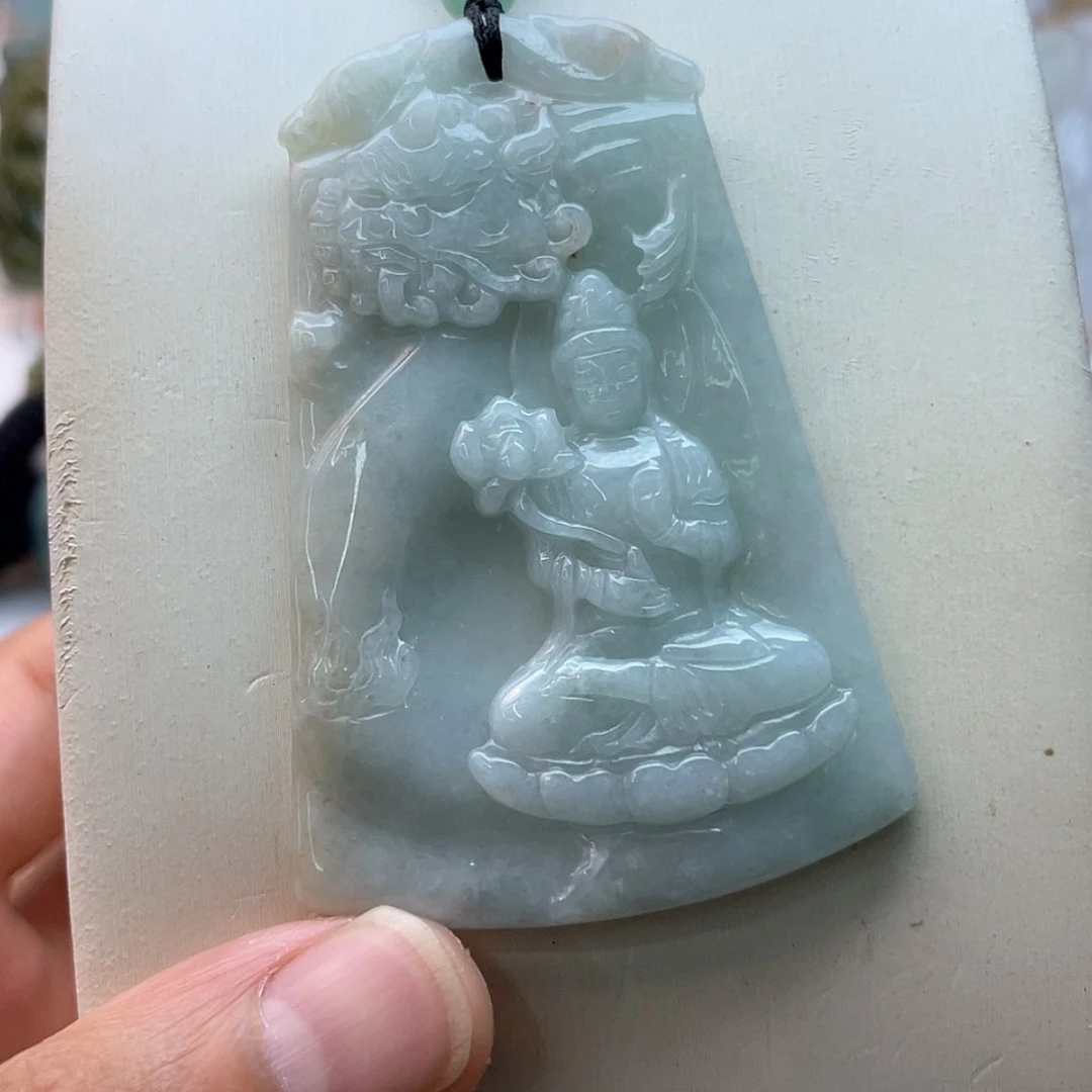 【闪购商品】翡翠未镶嵌颈饰文殊菩萨