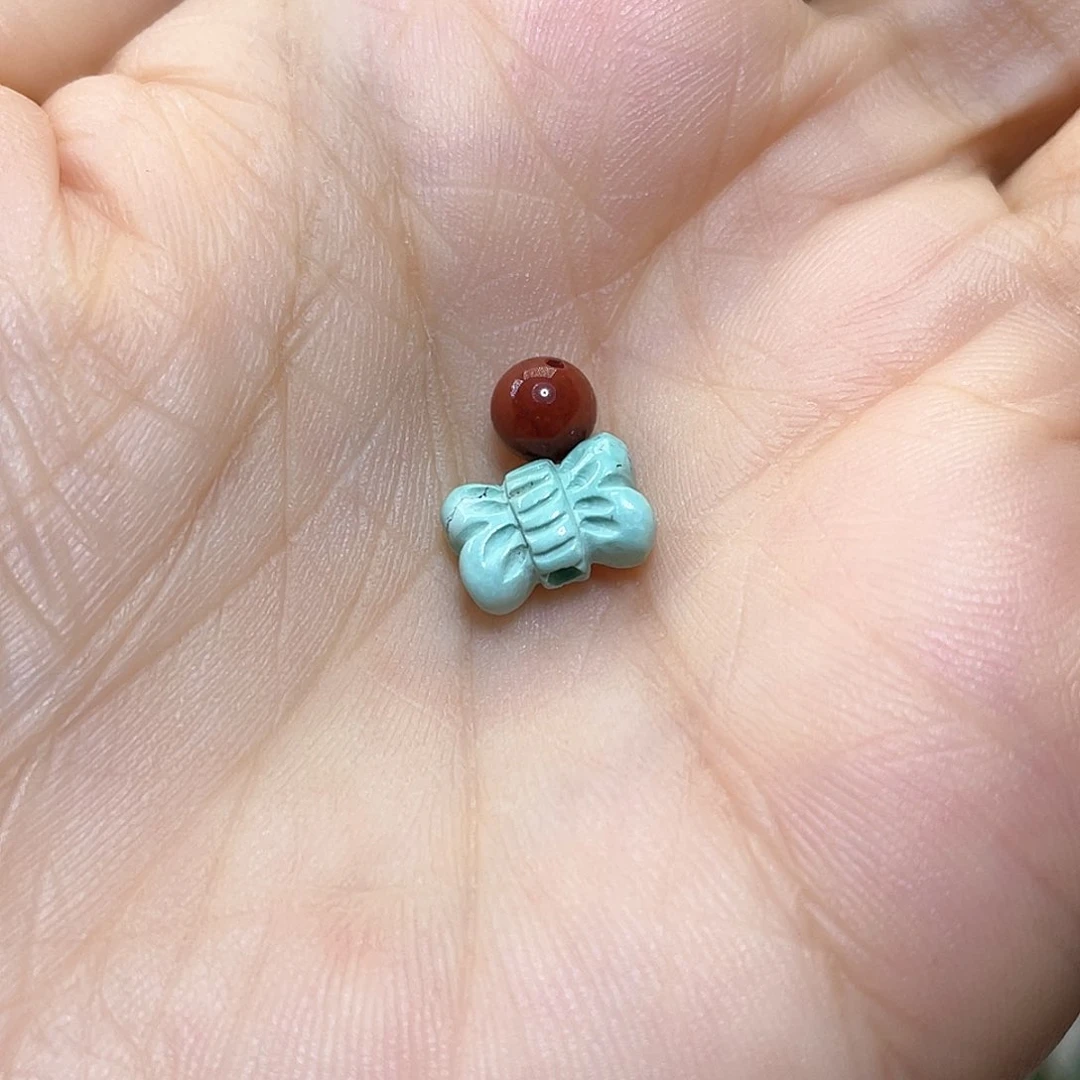 南红玛瑙配饰未镶嵌