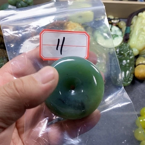 未镶嵌蛇纹石玉手链