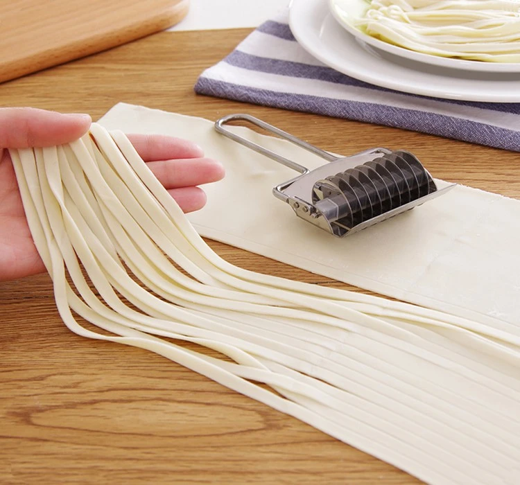 手动切面器家用压面不锈钢切面刀滚轮切面工具削面刀削面器神器