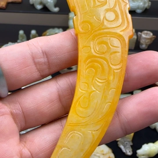 和田玉（糖玉）未镶嵌颈饰