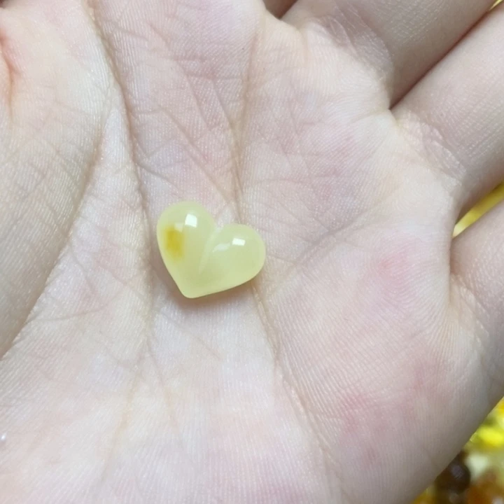 吊坠橄榄核小屁桃