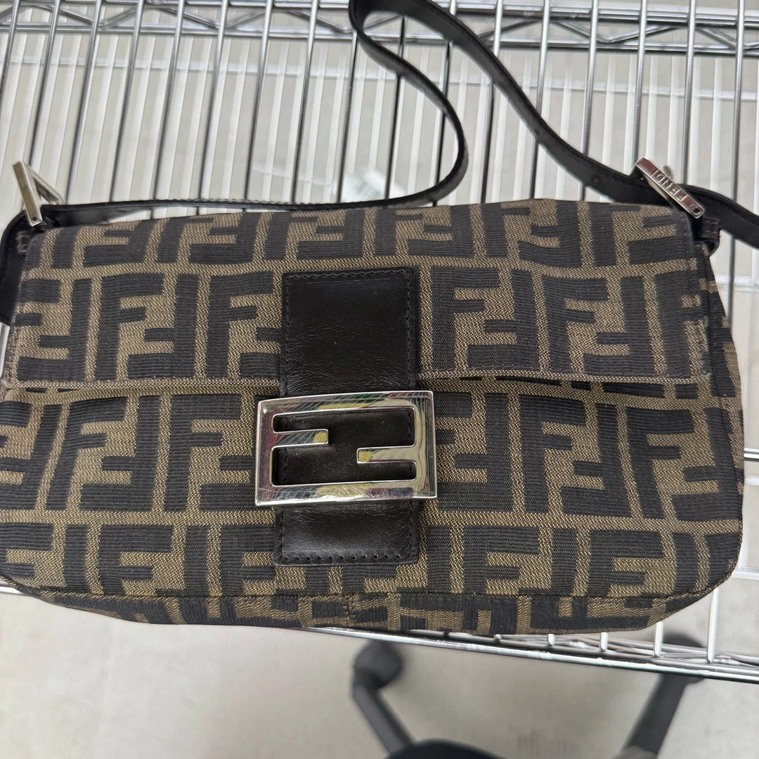 95新 FENDI/芬迪 /KIKI/单肩包/11975442