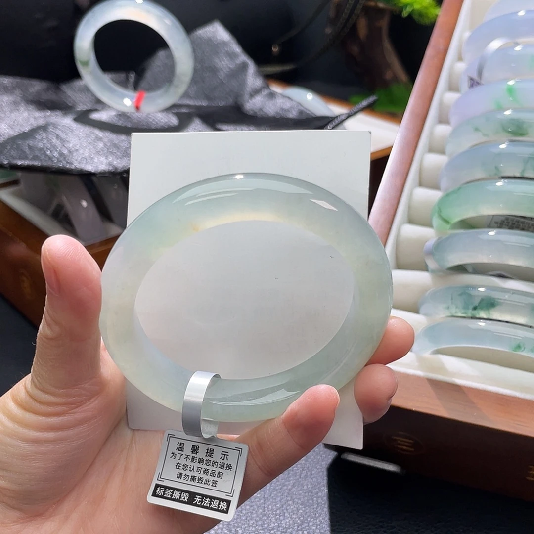 翡翠未镶嵌手镯55冰晴