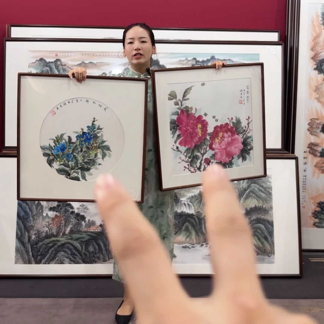 国画手绘带框作品