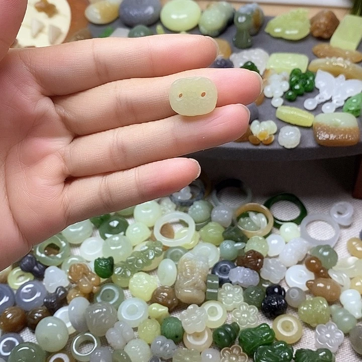 未镶嵌和田玉挂件