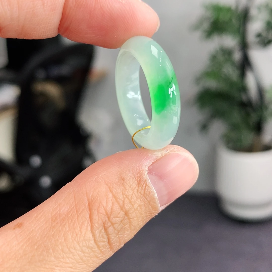 翡翠未镶嵌戒指15号