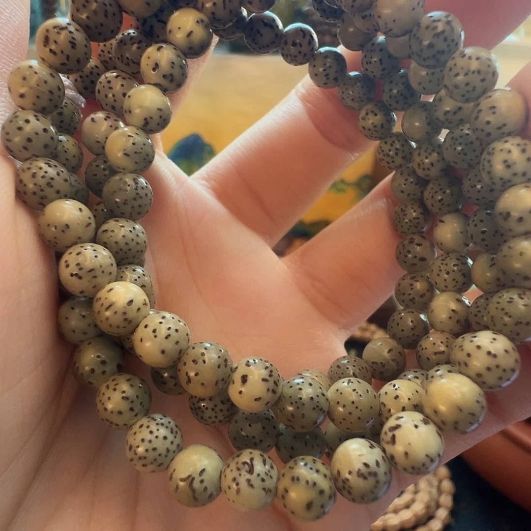 柏香籽/百香籽吊坠星月火麒麟