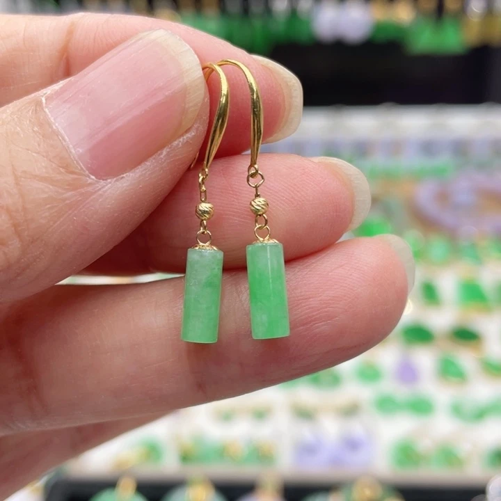 翡翠18K金镶嵌耳饰