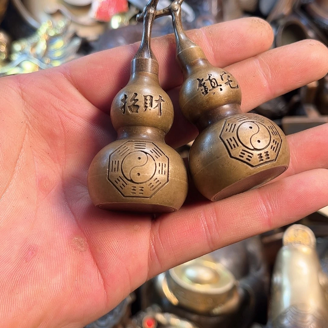 陈***妞铜器摆件家居摆件