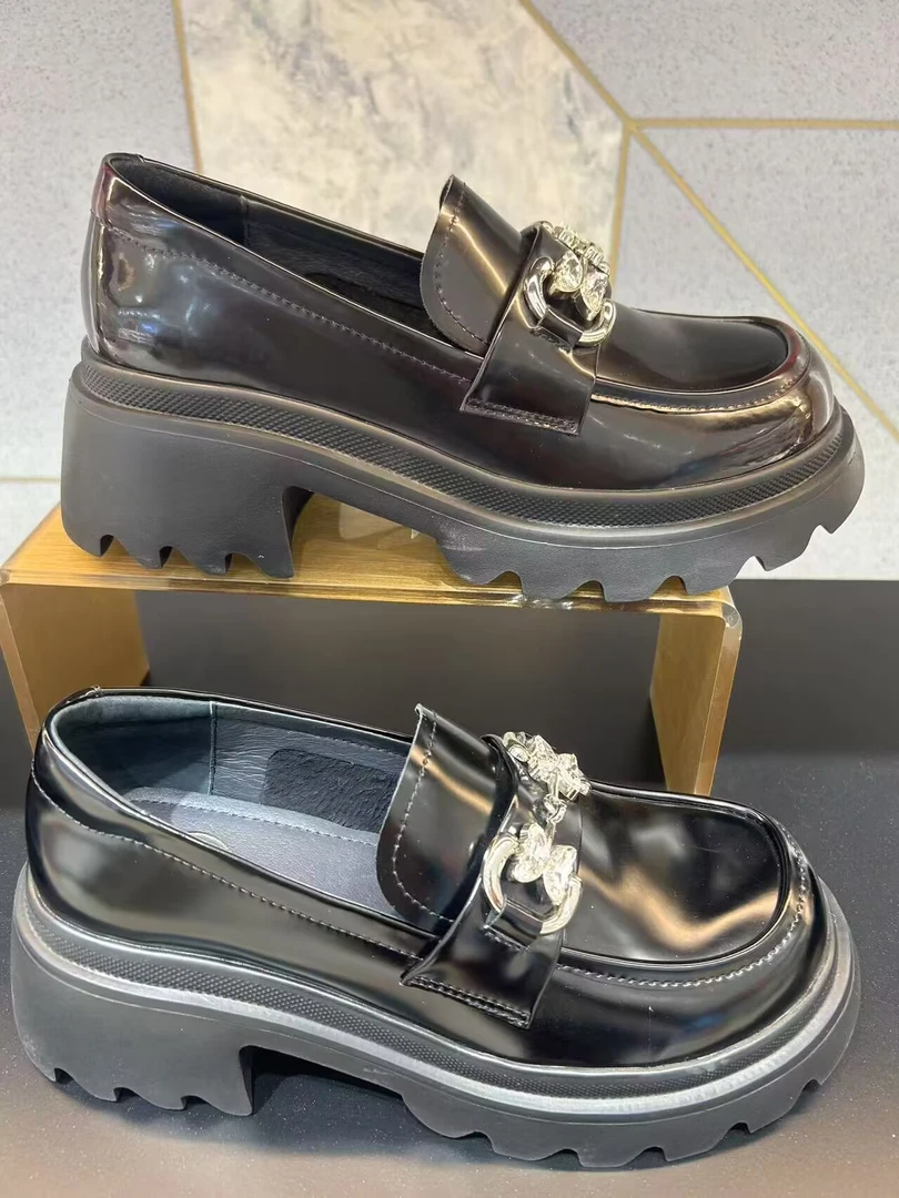 F060-261商场柜台孤品时尚舒适百搭鞋靴{听主播报编码备注后下单