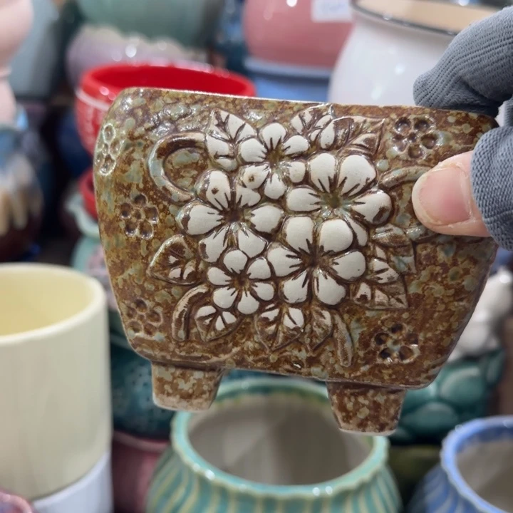 凑9块包邮，有孔，陶瓷花盆