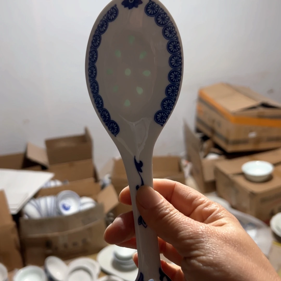 青花玲珑大汤勺茶花