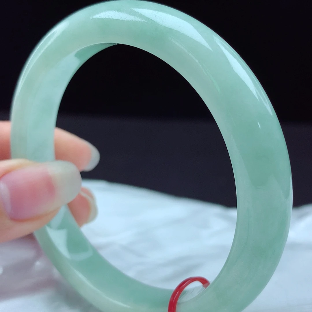 未镶嵌手镯翡翠12023，