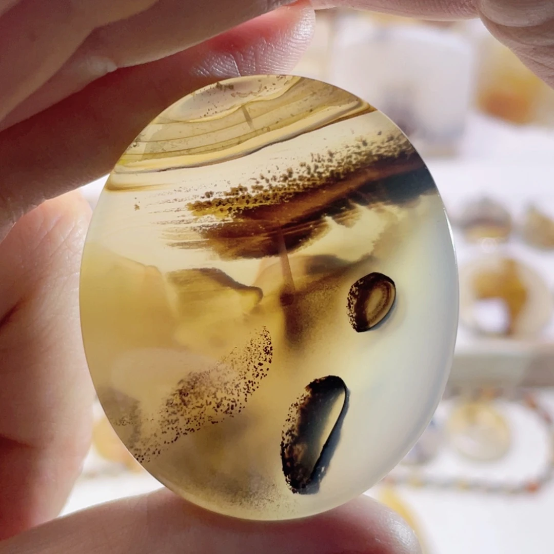 玛瑙/玉髓未镶嵌珠宝奇石