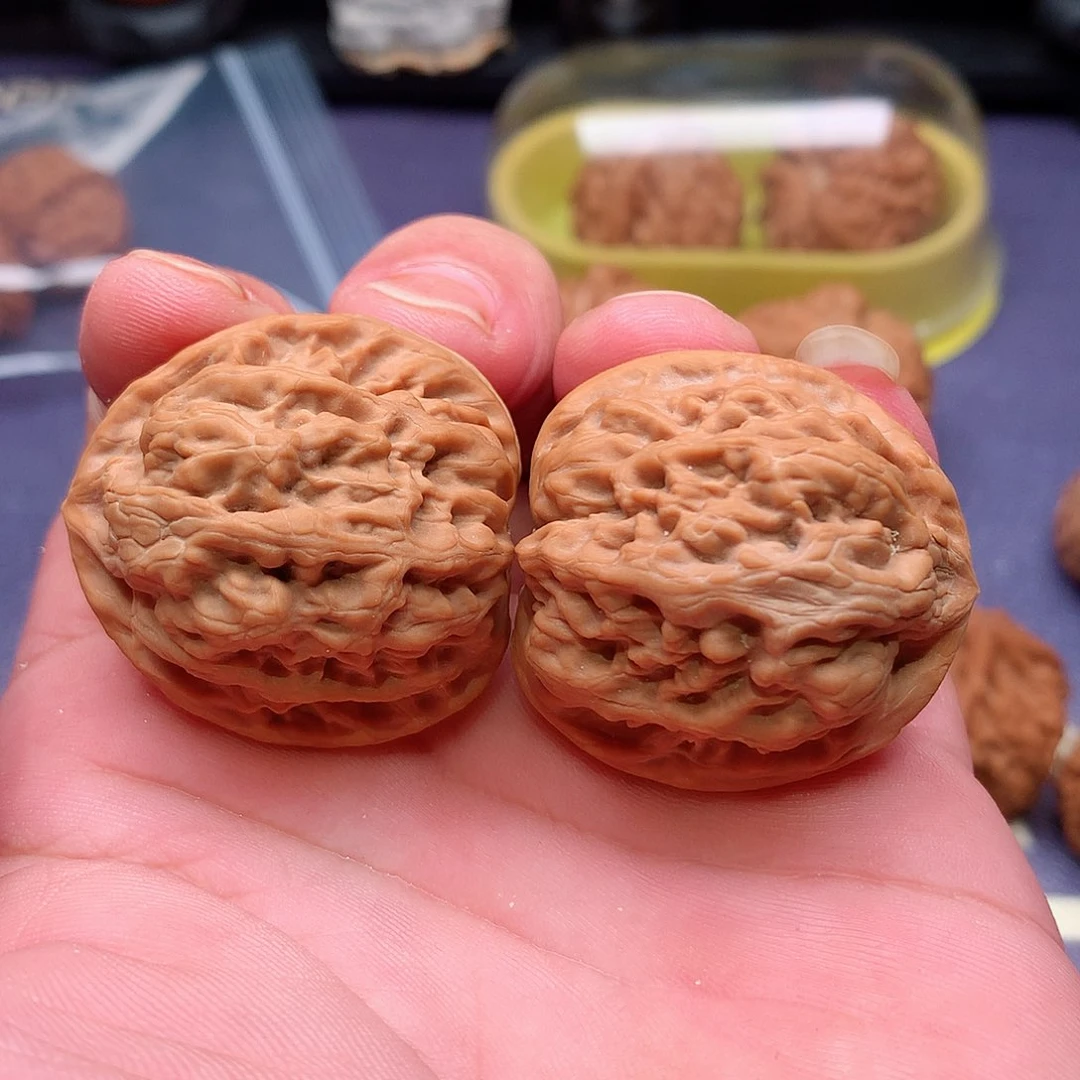 把件文玩核桃红锦鲤36